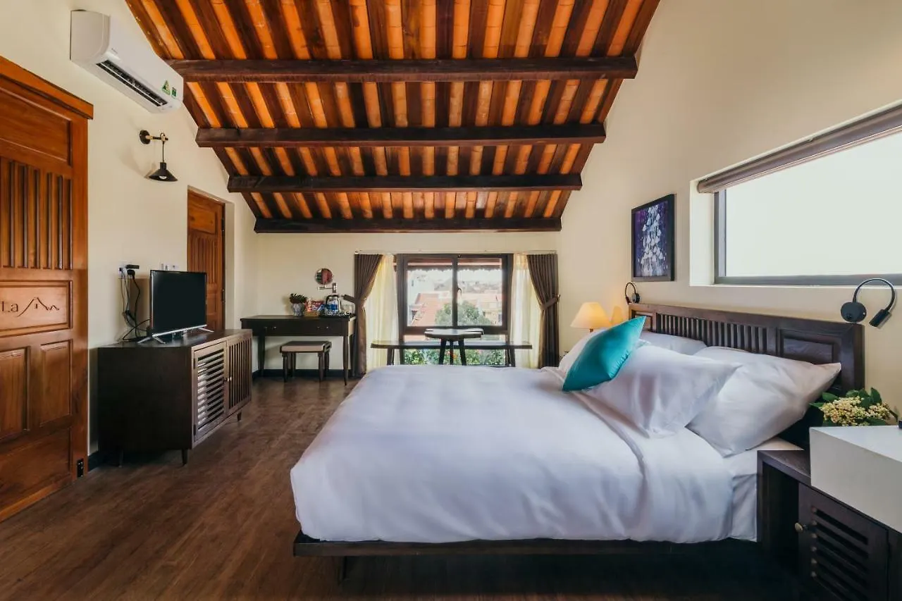La An Central Boutique Villa Hoi An Vietnam